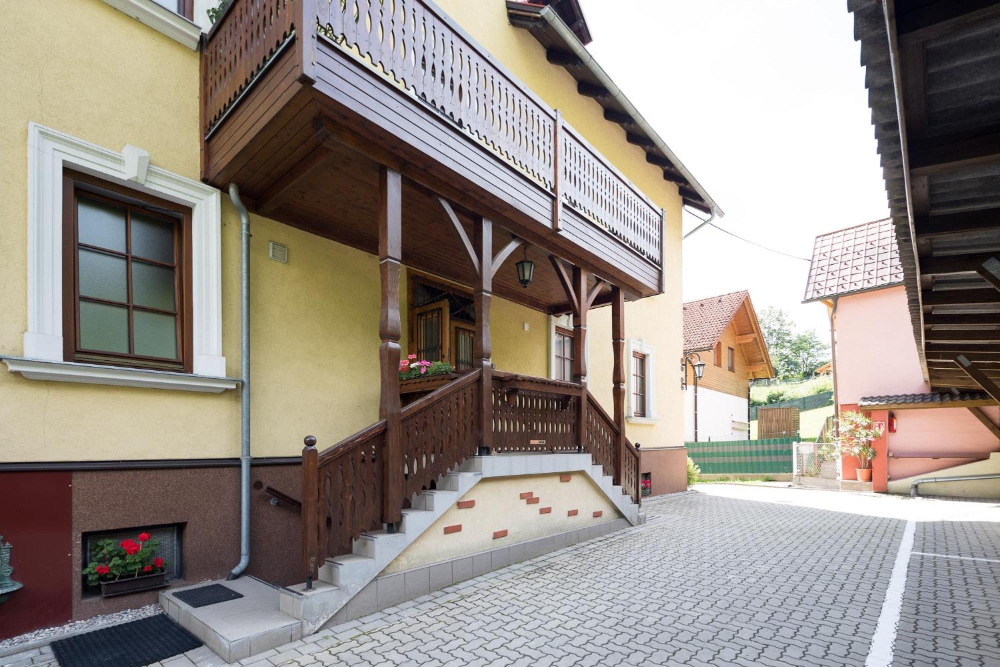 Villa Ganzstein Mürzzuschlag Exterior foto